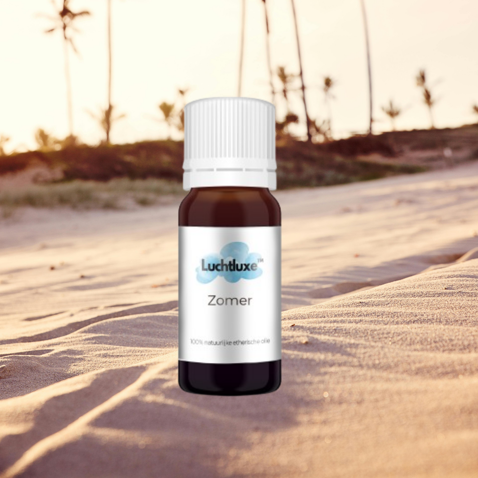 Een flesje met etherische olie, geschikt voor gebruik in aroma diffusers, met een natuurlijke geur voor ontspanning en welzijn.