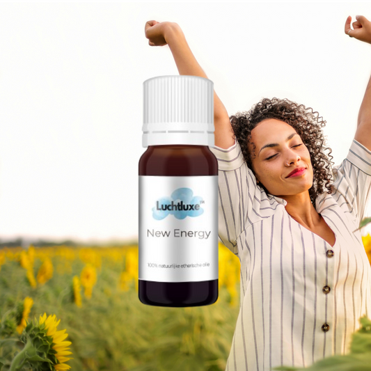 Een flesje met etherische olie, geschikt voor gebruik in aroma diffusers, met een natuurlijke geur voor ontspanning en welzijn.