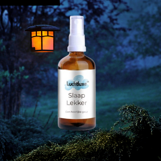Een flesje met 100% natuurzuivere roomspray, ideaal om ruimtes op te frissen en te vullen met een heerlijke, pure, natuurlijke geur.